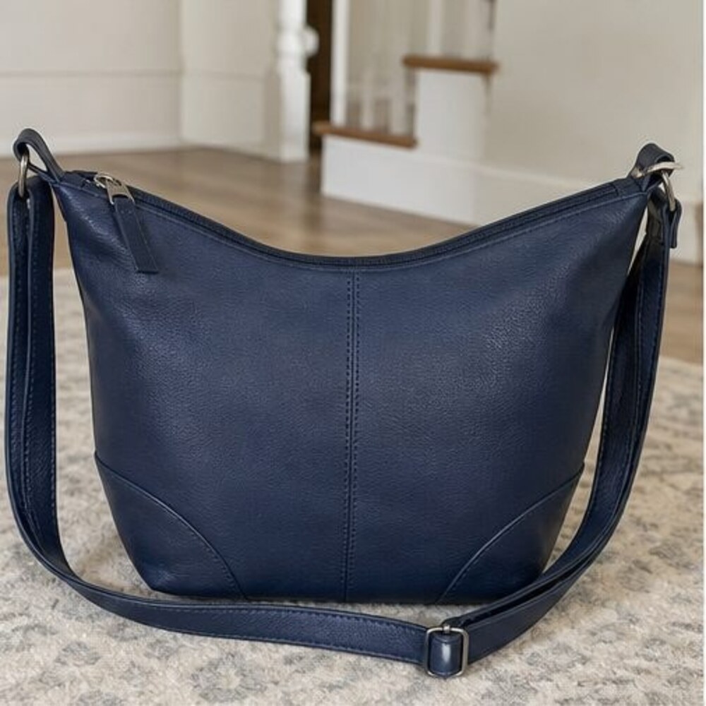 Cream Pebbled Crossbody Bag